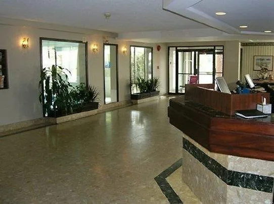Hôtel WelcomInns Boucherville 3*,